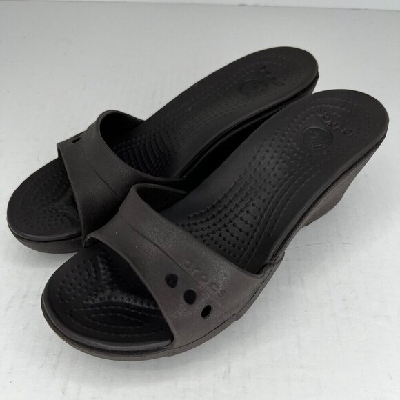 Crocs Womens Kadee Black Solid Wedge Heeled Rubber Slip-On Size 8 Mule Sandals - Picture 1 of 9